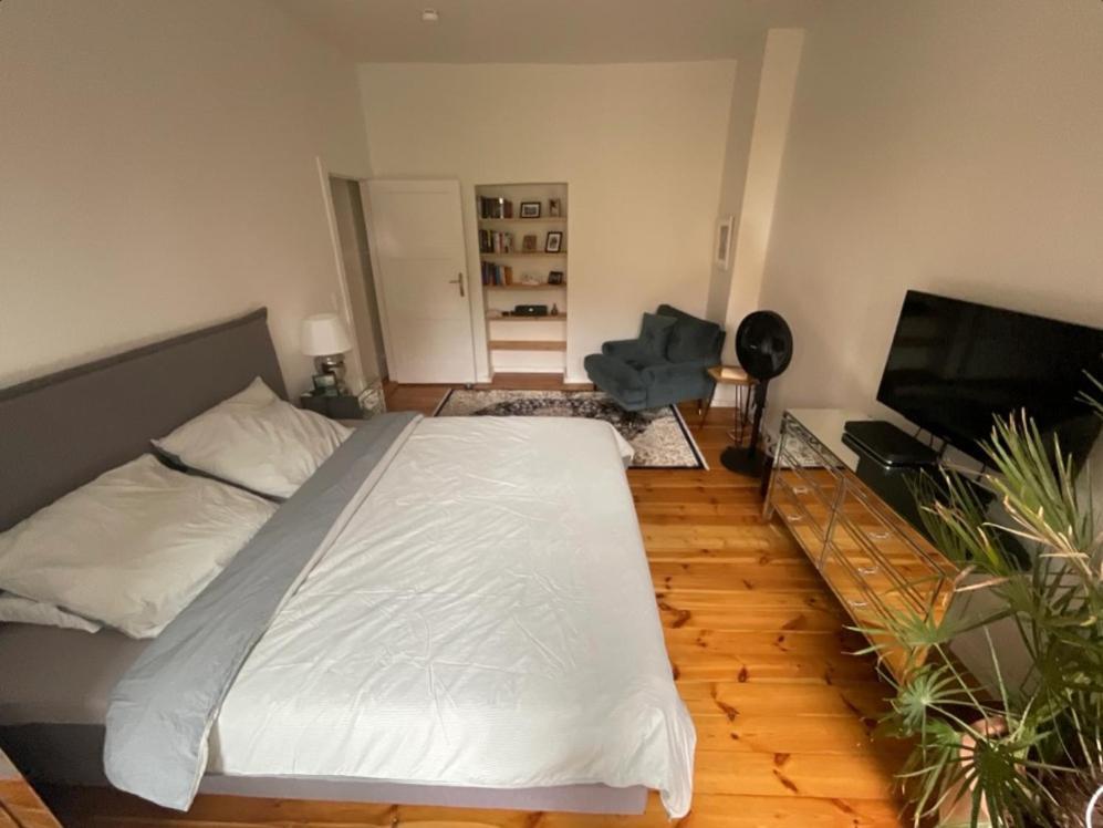 Cosmopolitan Comfort Stylish Flat Appartamento
